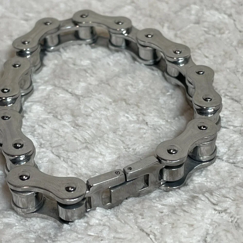 90s Grunge Punk Skater Stainless Steel Bike Chain Bracelet OS‎